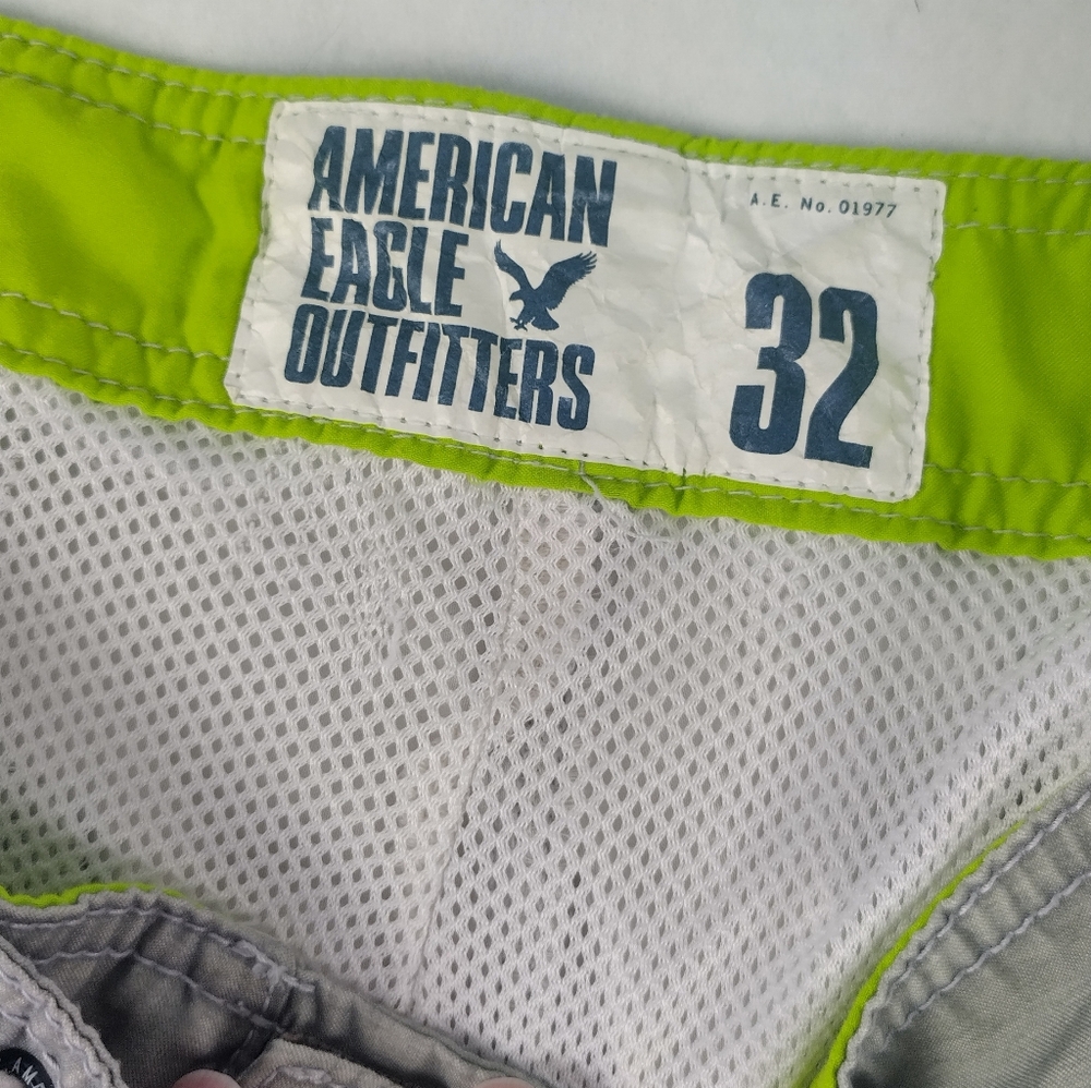 American Eagle Mens Size 32 AE77 Swim Trunks Surf Board Shorts Beach Wear - Picture 2 of 9